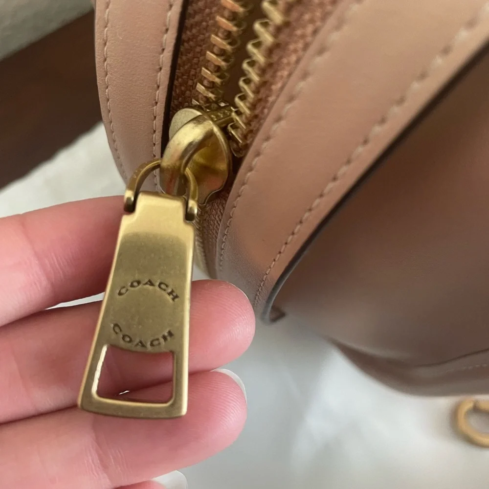 ***RARE*** Coach Boxed Lunar New Year Rogue 25 With Dragon Limited Edition - Picture 13 of 17